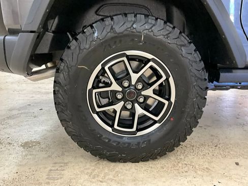 New 2026 Jeep Wrangler Rubicon w/ Steel Bumper Group image 15