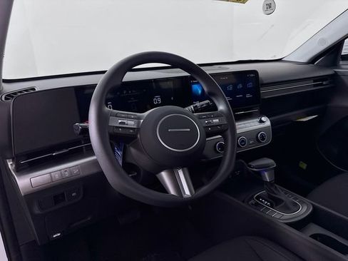 New 2026 Hyundai Kona SE image 12