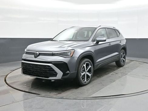 New 2026 Volkswagen Taos SEL AWD/4WD image 3