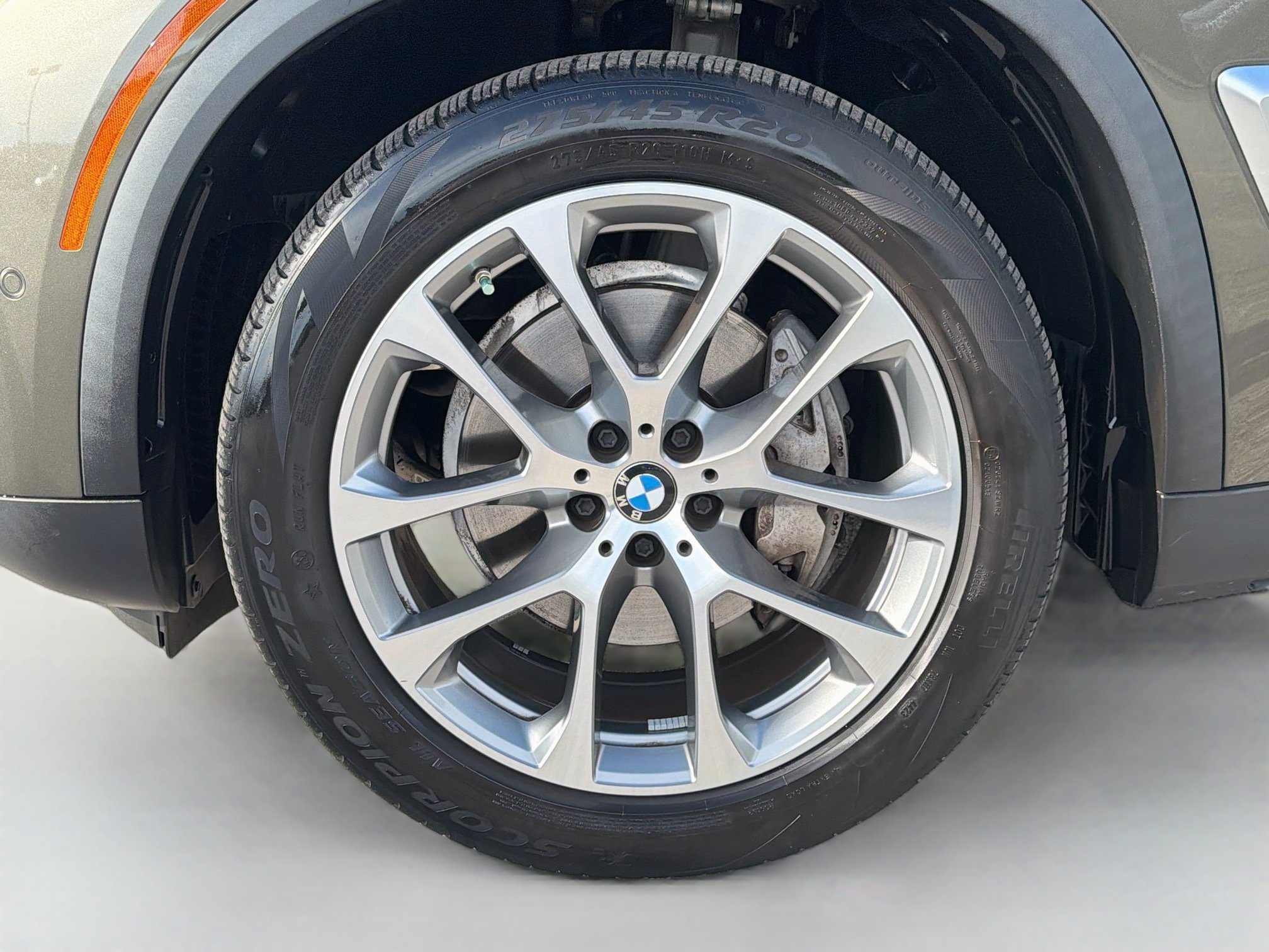 Used 2024 BMW X5 xDrive40i w/ Premium Package AWD/4WD image 42