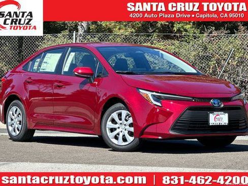 Certified 2024 Toyota Corolla LE image 1