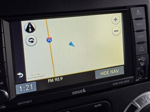 Used 2015 Jeep Wrangler Unlimited Rubicon image 3