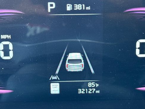 Certified 2024 Kia Telluride S w/ S Sunroof Package AWD/4WD image 28