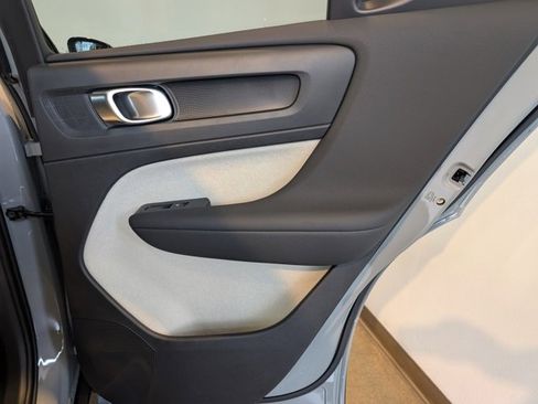 New 2026 Volvo XC40 B5 Plus w/ Protection Package Premier image 27