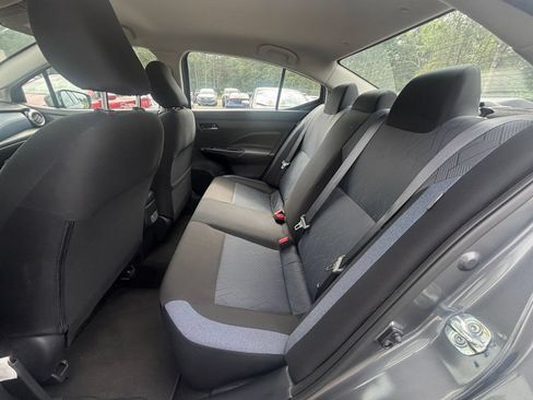 Used 2025 Nissan Versa SV FWD image 25
