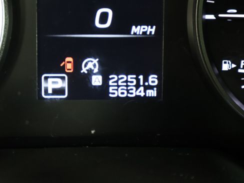 Used 2025 Subaru Outback image 17