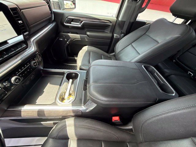 Used 2024 Chevrolet Silverado 2500 LTZ w/ LTZ Plus Package AWD/4WD image 14