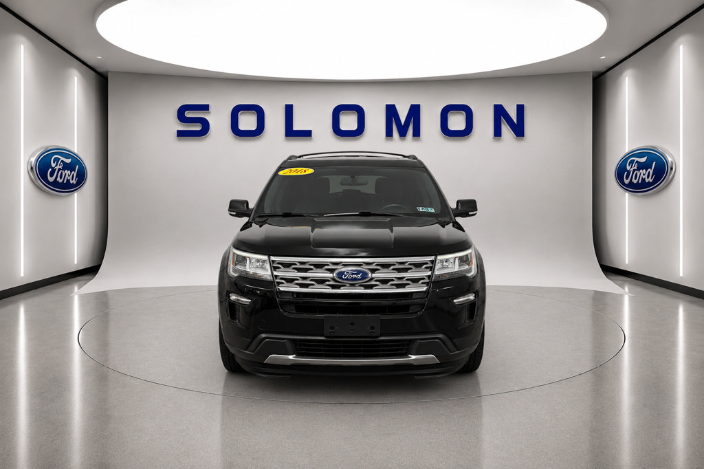 Used 2018 Ford Explorer XLT AWD/4WD image 2