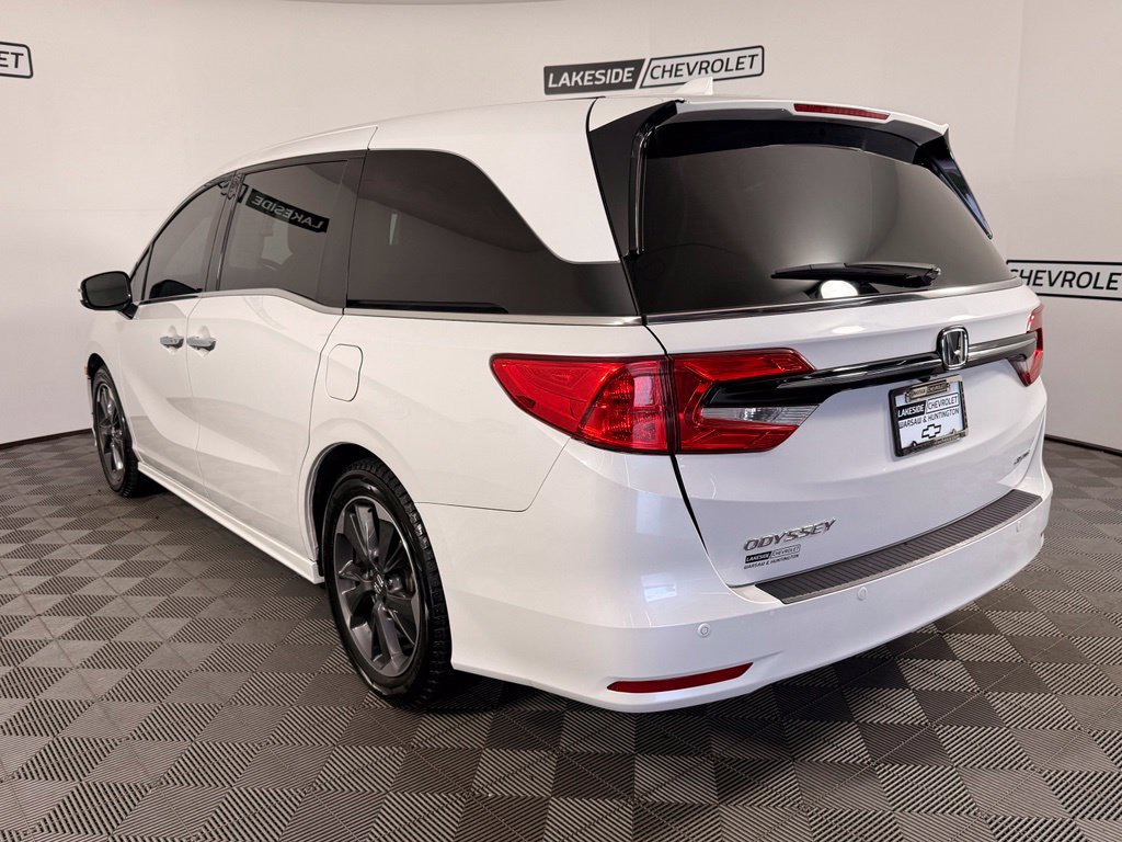 Used 2023 Honda Odyssey Elite image 4
