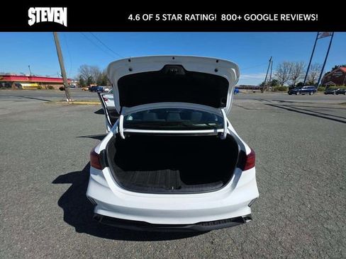 Used 2022 Kia Forte LXS image 10