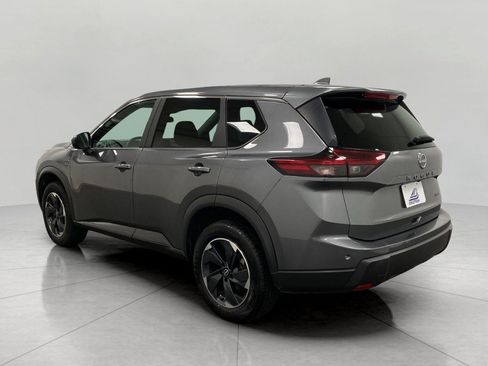 Certified 2025 Nissan Rogue SV AWD/4WD image 7