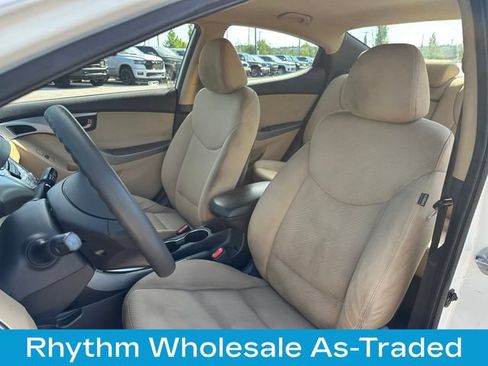 Used 2012 Hyundai Elantra GLS w/ Preferred Pkg 3 FWD image 32