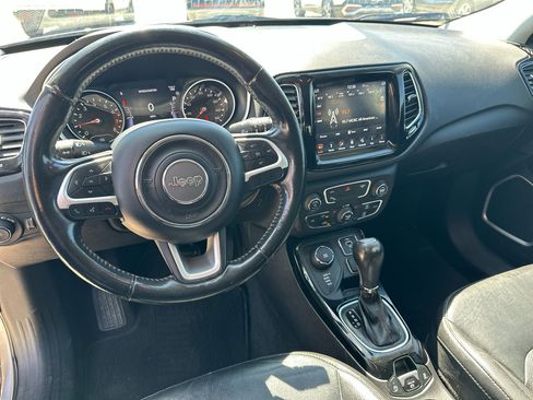 Used 2019 Jeep Compass Limited w/ Safety & Security Group image 21