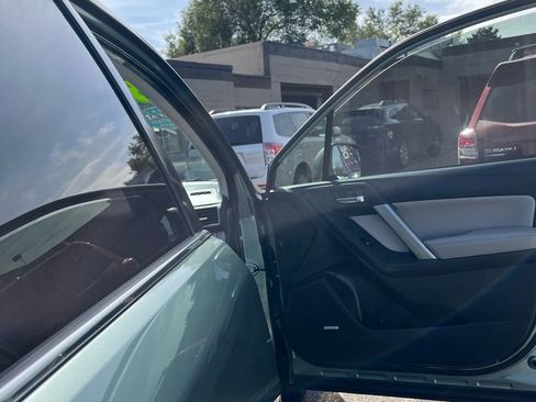 Used 2016 Subaru Forester 2.5i Touring w/ Eyesight & Navigation System AWD/4WD image 10