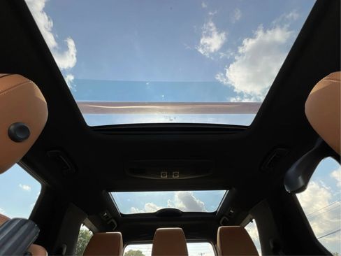 Used 2020 Land Rover Discovery HSE AWD/4WD image 27