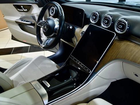 Used 2022 Mercedes-Benz C 300 4MATIC Sedan w/ Exclusive Trim Package image 22
