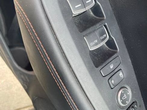 Used 2025 Honda HR-V Sport image 15