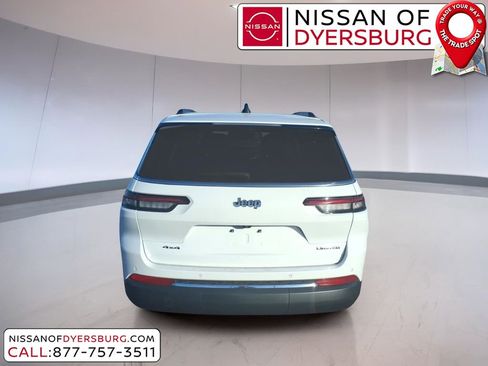 Used 2023 Jeep Grand Cherokee L Limited w/ Luxury Tech Group II image 4