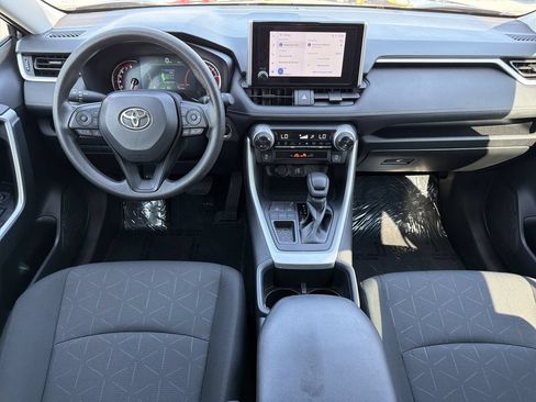 Used 2024 Toyota RAV4 XLE w/ Convenience Package FWD image 2