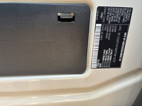 Used 2021 Mercedes-Benz Sprinter 2500 image 29