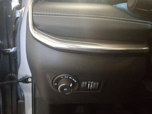 Certified 2022 Jeep Compass High Altitude AWD/4WD image 19