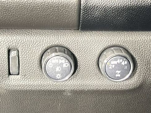 Used 2021 GMC Canyon AT4 w/ Driver Alert Package AWD/4WD image 20