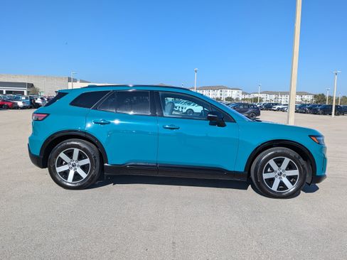 Used 2024 Honda Prologue Touring image 4