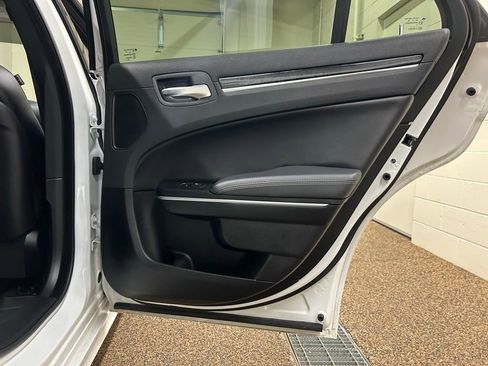 Used 2023 Chrysler 300 Touring L w/ Popular Equipment Group image 15