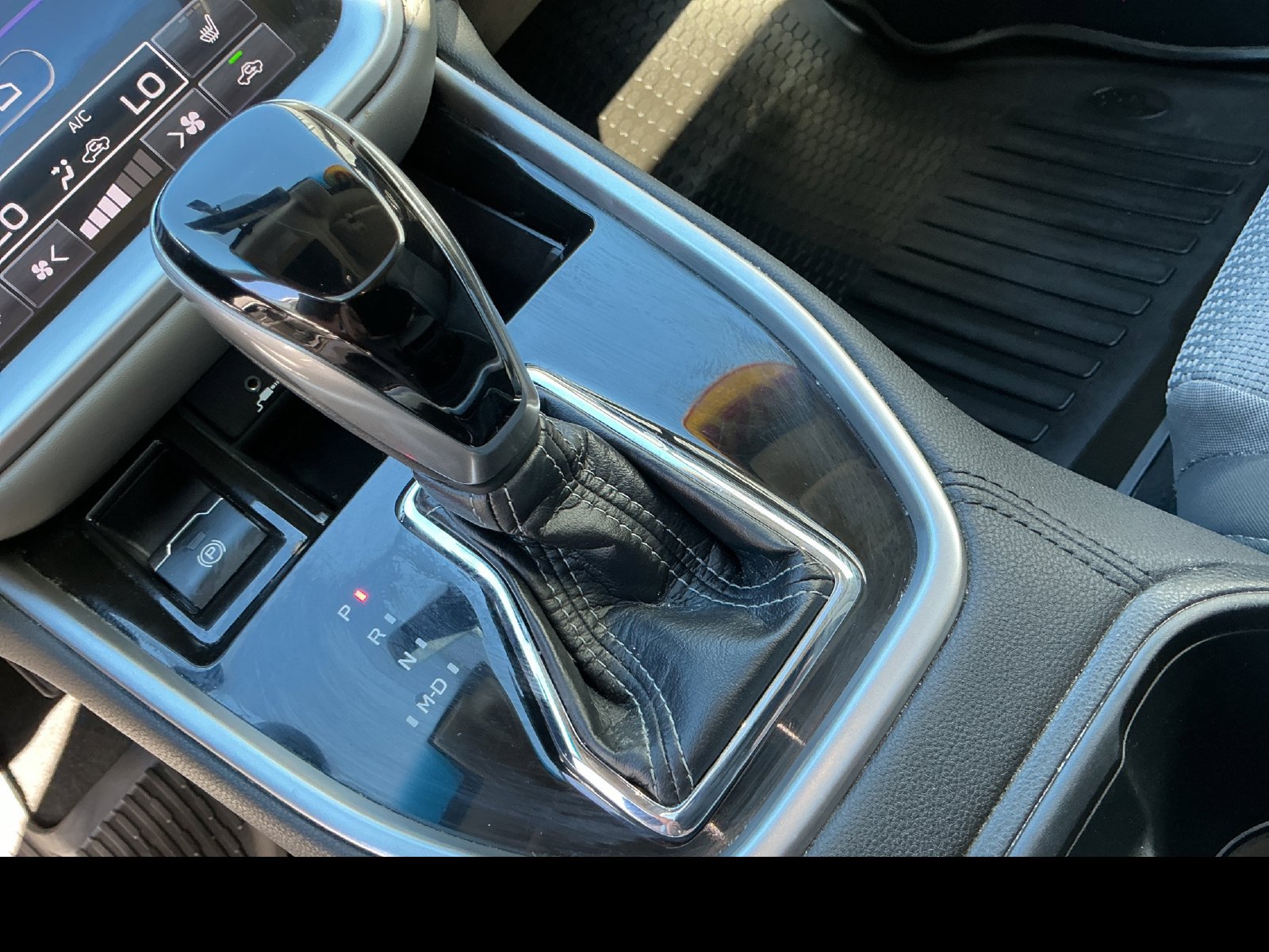 Used 2020 Subaru Outback Premium AWD/4WD image 25