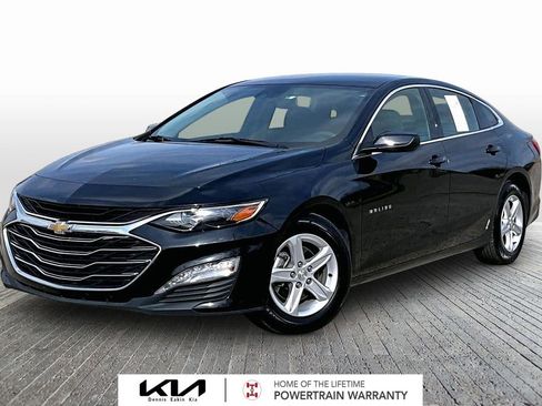 Used 2024 Chevrolet Malibu LT image 1