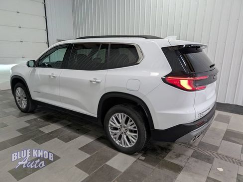 Used 2026 GMC Acadia Elevation w/ Elevation Premium Package AWD/4WD image 2