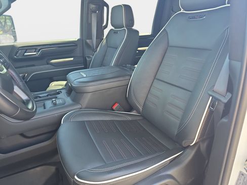 Used 2026 GMC Sierra 2500 AT4X AWD/4WD image 13