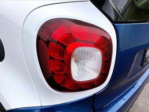 Used 2016 smart fortwo Prime image 25