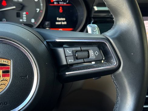 Used 2023 Porsche Macan image 26