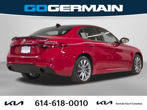 Used 2022 Alfa Romeo Giulia Sprint AWD/4WD image 8