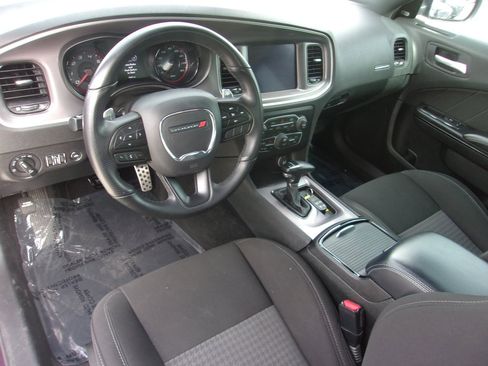 Used 2022 Dodge Charger R/T w/ Blacktop Package image 10