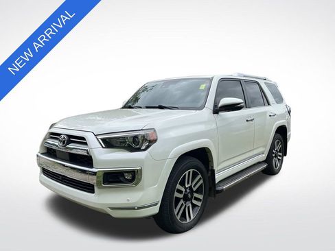 Used 2022 Toyota 4Runner Limited AWD/4WD image 7