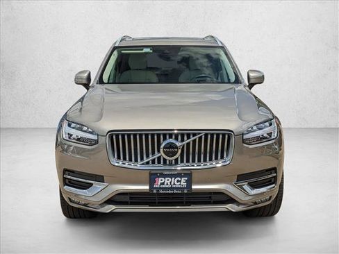 Used 2022 Volvo XC90 T6 Inscription w/ Advanced Package image 2