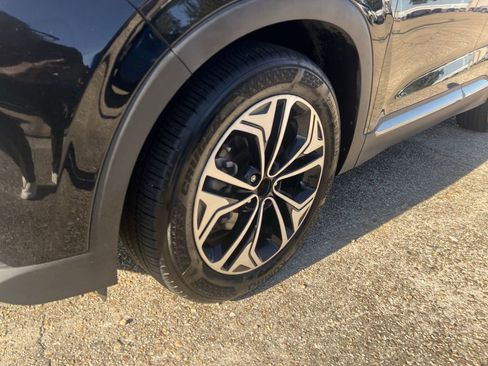 Used 2020 Hyundai Santa Fe SEL image 17