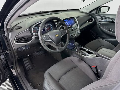 Used 2024 Chevrolet Malibu LT FWD image 9
