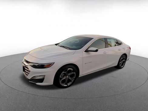 Used 2024 Chevrolet Malibu LT image 8