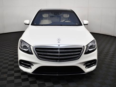 Used 2018 Mercedes-Benz S 560 Sedan image 2