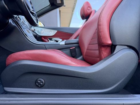 Used 2019 Mercedes-Benz C 300 4MATIC Cabriolet image 35