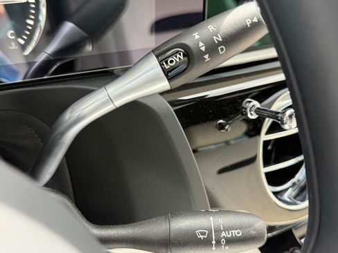 Used 2022 Rolls-Royce Ghost image 53