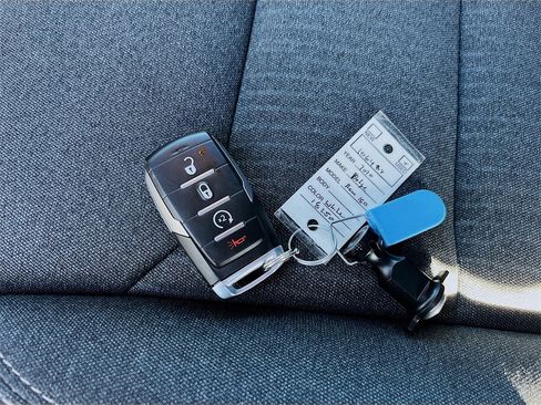 Used 2020 RAM 1500 Big Horn image 32