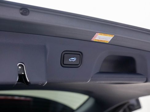 Used 2022 Hyundai Palisade Calligraphy image 34