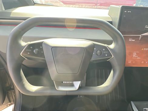 Used 2025 Tesla Cybertruck AWD Crew Cab image 25