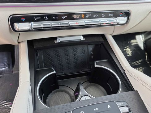 Used 2024 Mercedes-Benz GLE 350 4MATIC image 23