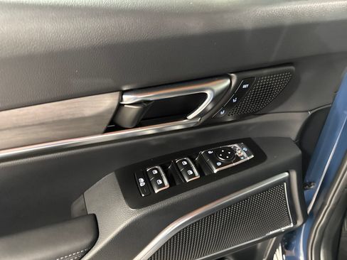 Certified 2025 Kia Telluride SX Prestige X-Line AWD/4WD image 16