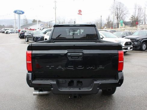 New 2026 Toyota Tacoma TRD Off-Road image 5